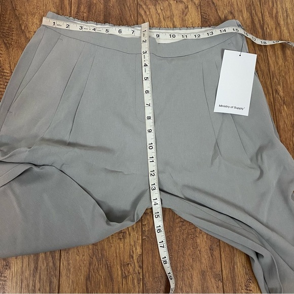 NWT Ministry Of Supply Women's Gray Swift Drape Pant Size 10 - Picture 6 of 8